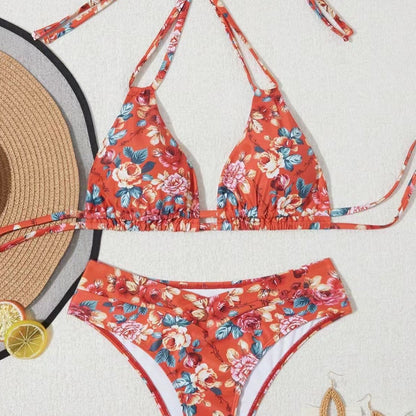 Flödande och fantastisk Bikini