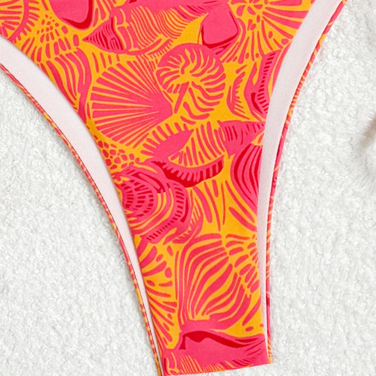 Livfull och unik Bikini