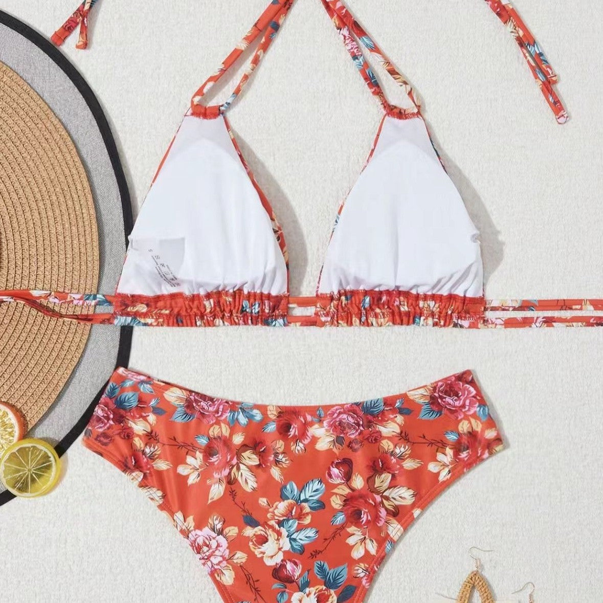 Flödande och fantastisk Bikini