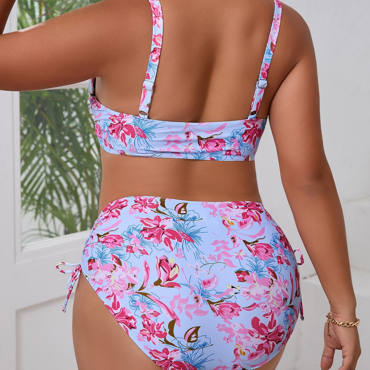 Modern och minimalistisk Bikini
