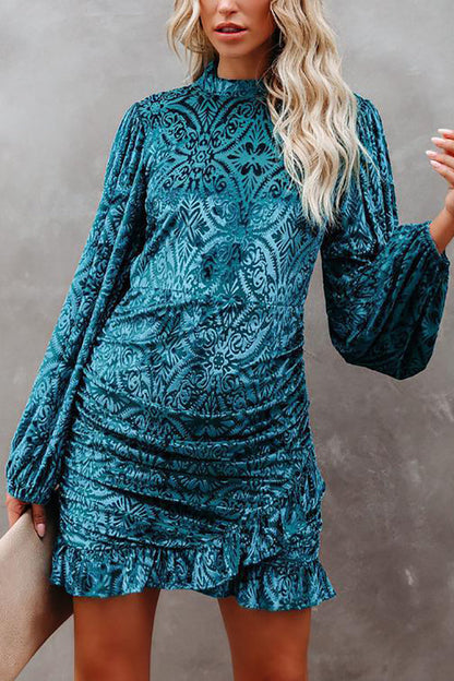 AD | Tidlös och elegant vinterklänning
