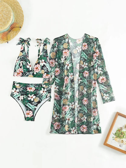 AD | Sexig bikini med blommigt mönster och överdrag
