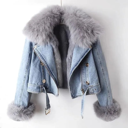 AD | Lyxig jeansjacka i fuskpäls
