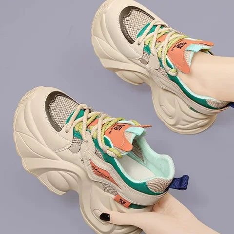 Bekväm och modemedveten ortopedisk Sneakers