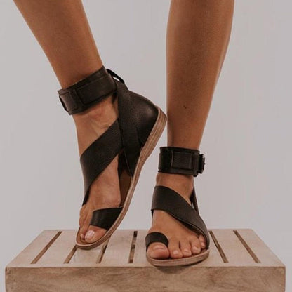 AD | Sandaler med korsband och fotledsring