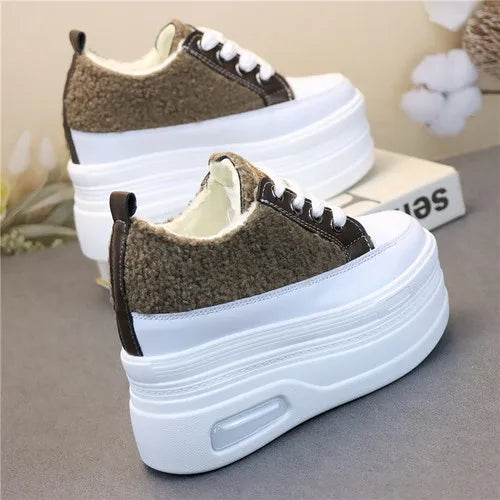 Avslappnad och stödjande ortopedisk Sneakers