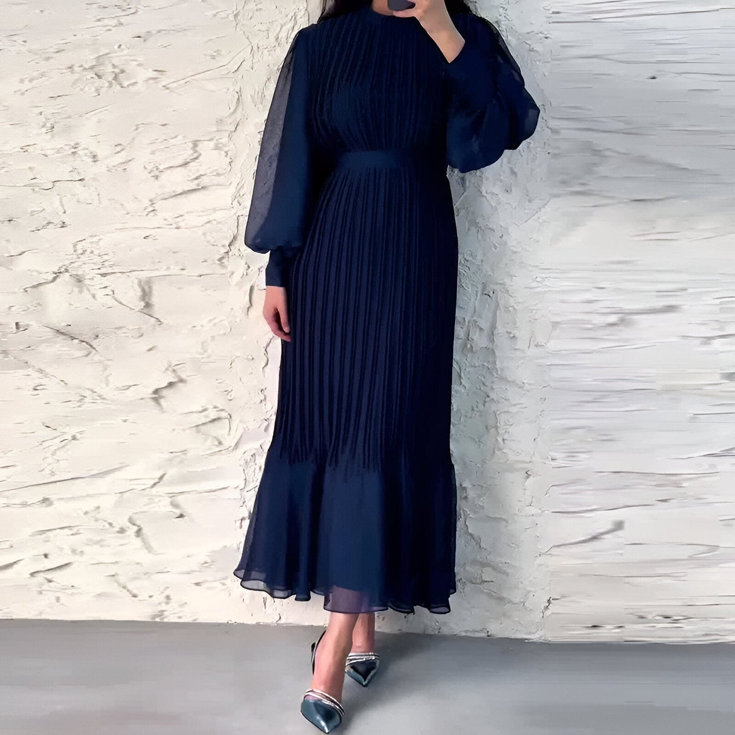AD | Elegant och tidlös plisserad klänning
