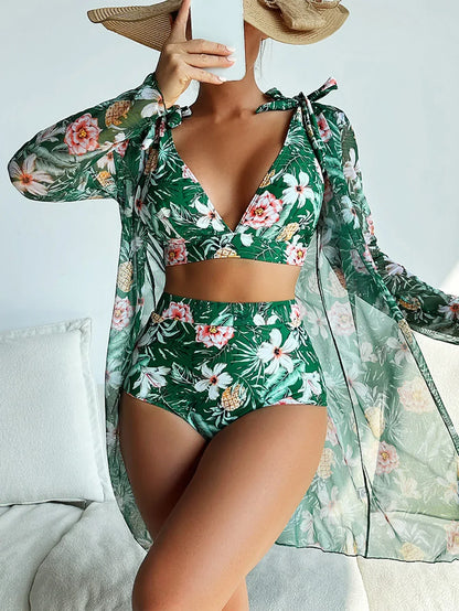 AD | Sexig bikini med blommigt mönster och överdrag