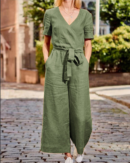 AD | Kortärmad jumpsuit med bälte