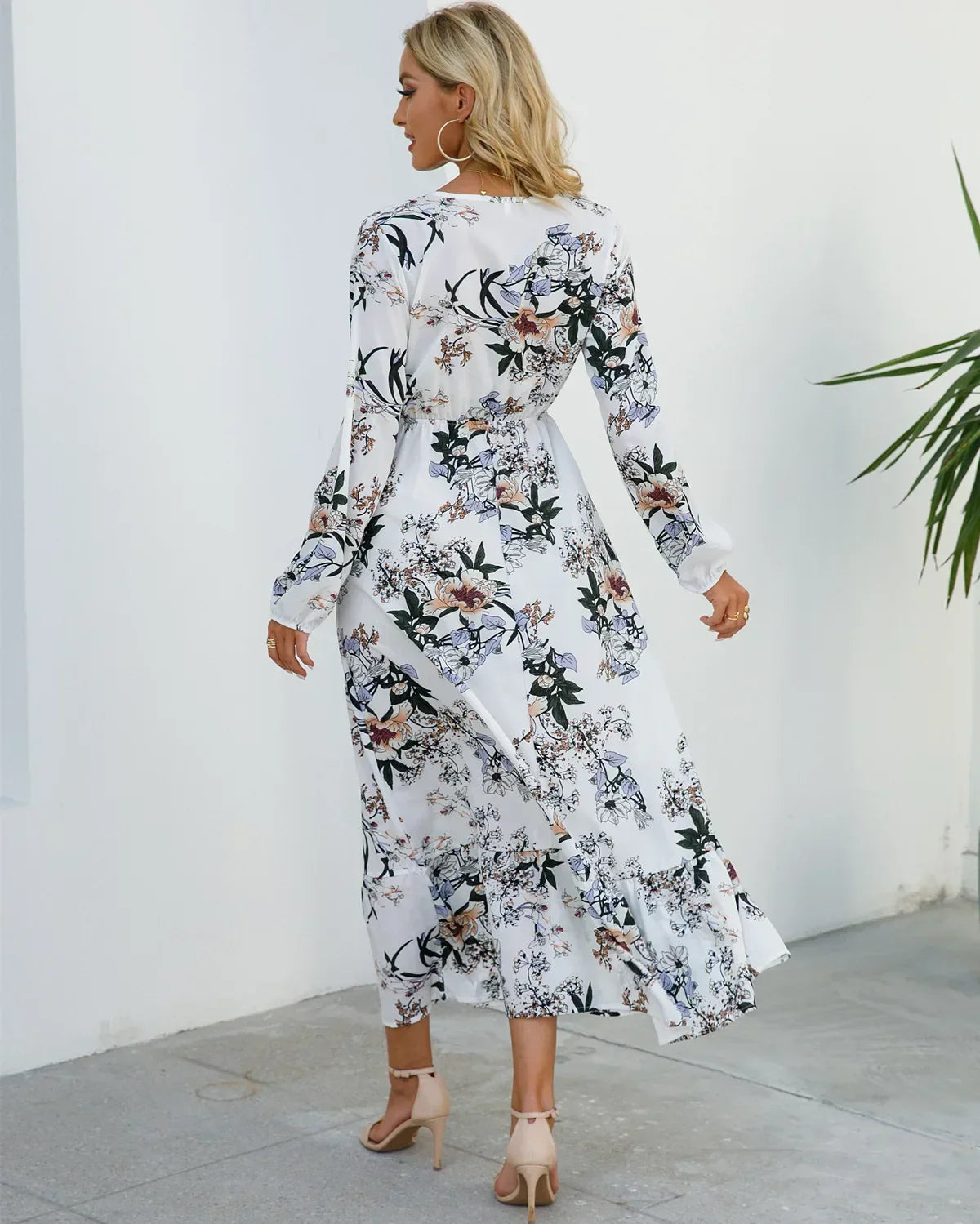AD - Floral Elegance klänning med midja