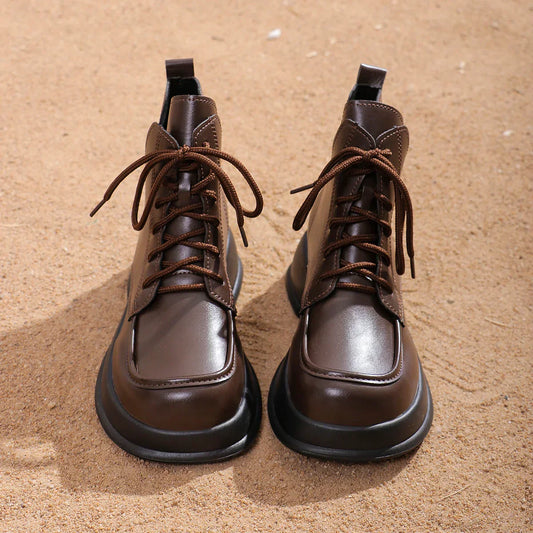 AD | Bruna snörklädda ankelboots i läder