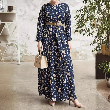 AD | Elegant långklänning med tryck