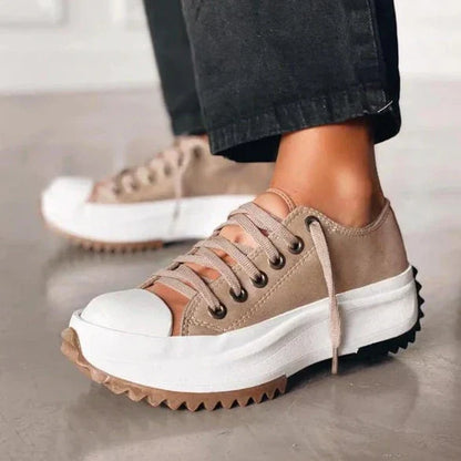 AD | Moderiktiga sneakers med plattform