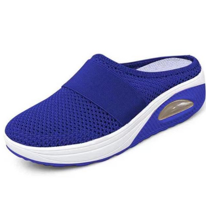 AD | : Klassiska feminina sandaler och retroskor