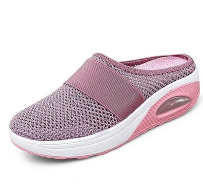 AD | : Klassiska feminina sandaler och retroskor