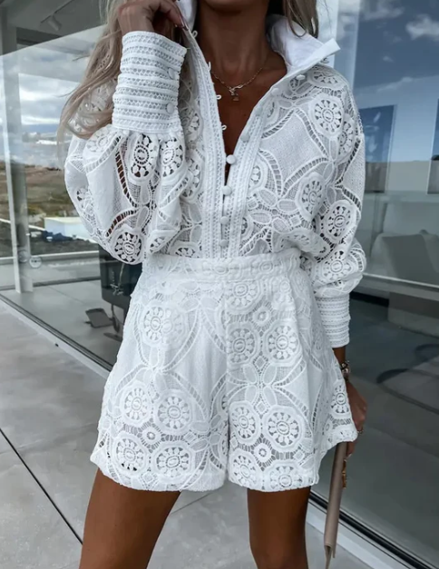 AD | Moderna och fashionabla allmänna plagg