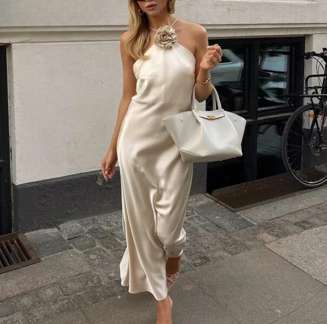 AD | Midiklänningar | Damklänningar | Cocktailklänningar | Sommarklänningar