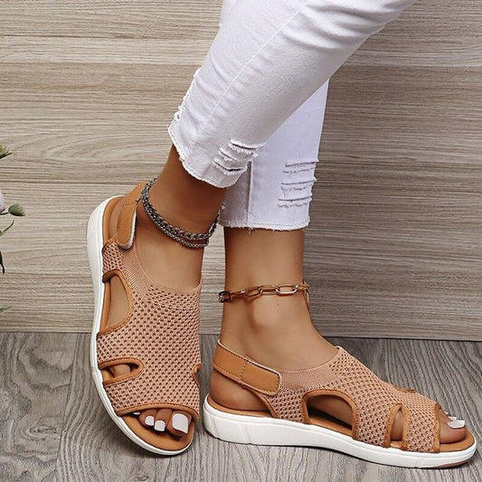 AD | Moderna och trendiga allmänna sandaler