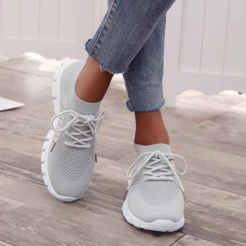 AD | CHIC SNEAKERS I MESH