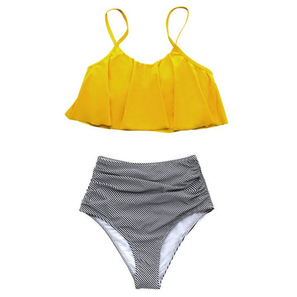 AD | Färgglad bikini med volanger
