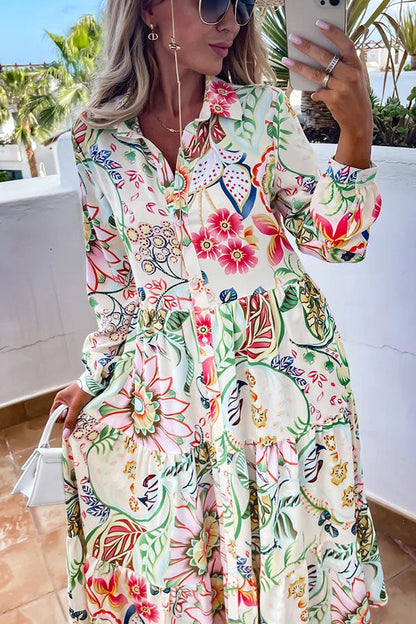 AD | Midi skjortklänning med blommigt tryck.