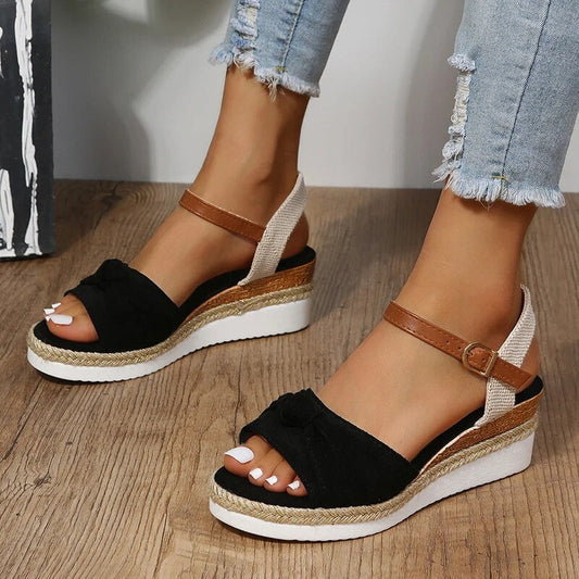 AD | | Moderiktiga sandaler