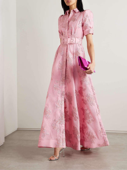 AD | Elegant klänning med chic kort puffärm