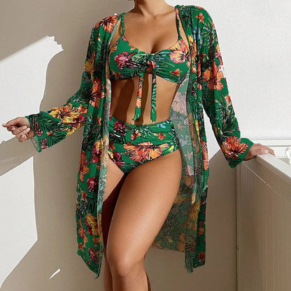 AD | 3-delad blommig bikini med överdragsbyxa