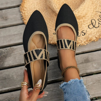 AD | Elegant avsmalnande flats med rutigt band