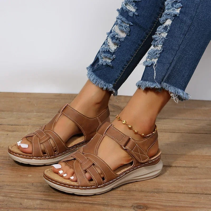 AD | | Ortopediska sandaler