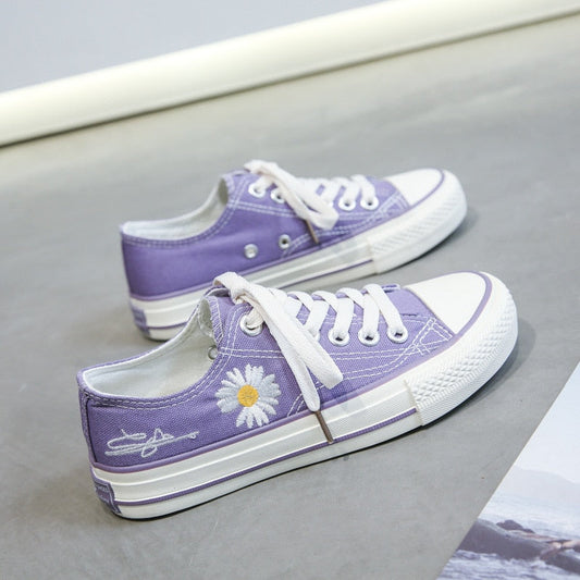 AD | Low Cut med sneakers med blommigt tryck