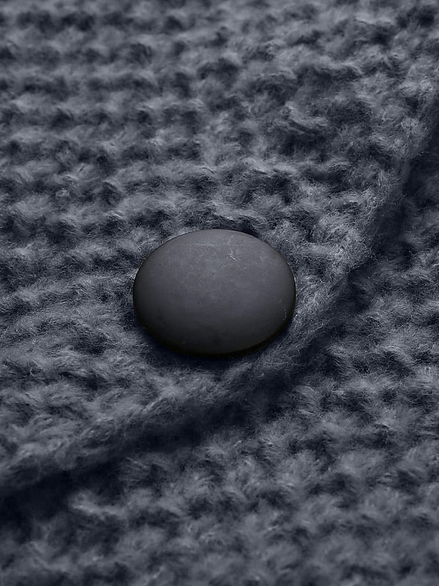 AD | Cardigan med huva i grovstickat material