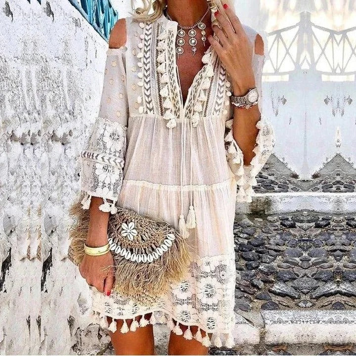 AD | Miniklänning i Boho-spets